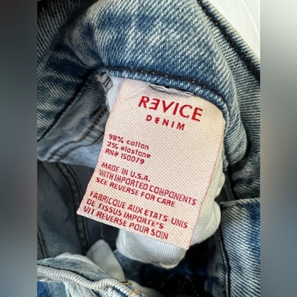 Revice Uptown Rising Star Distressed Light Wash High Rise Mom Jeans SZ 24 - Picture 6 of 11